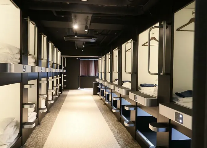 Business Capsule Hotel Lightning Hotel Asakusa
